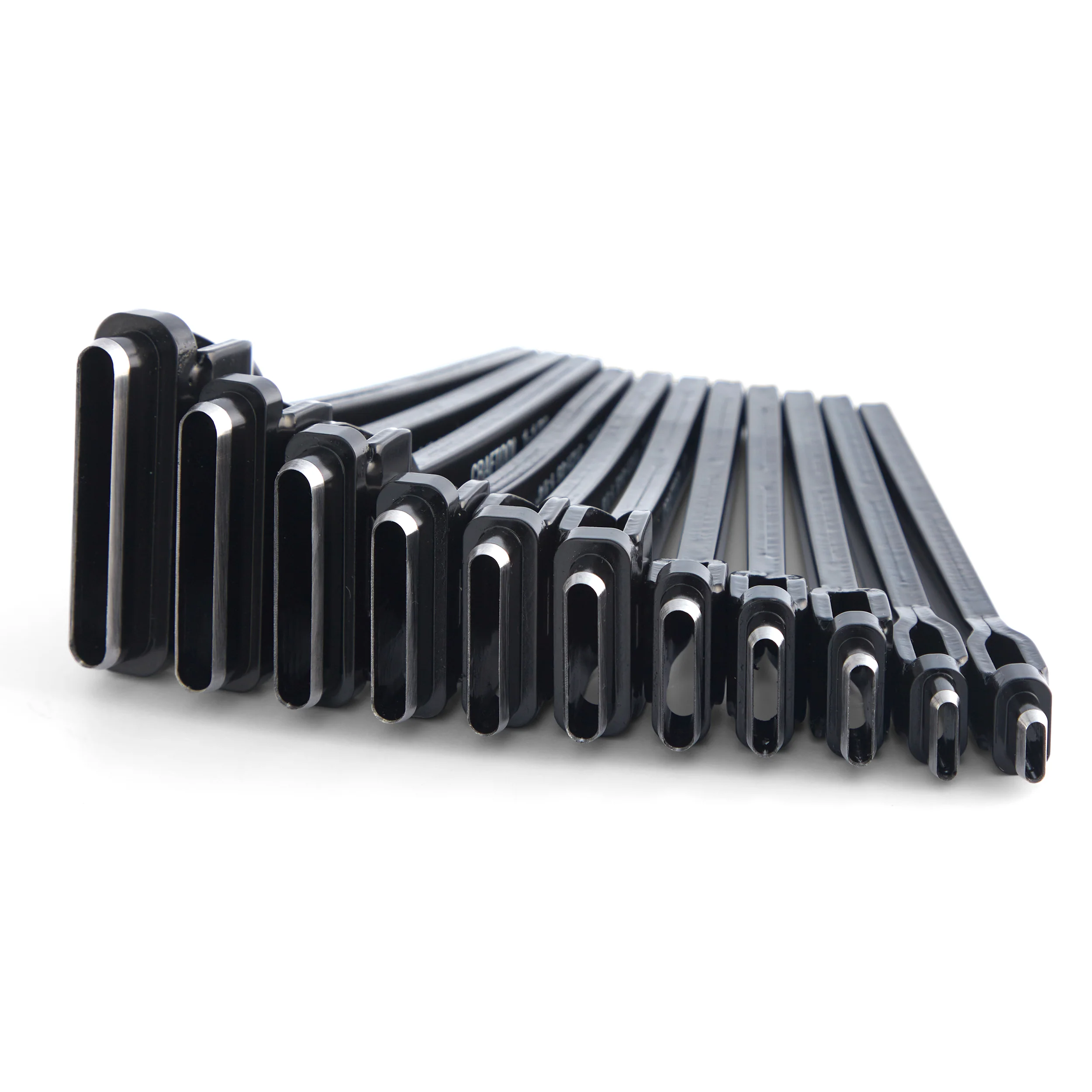 Craftool® Japanese Heavy Duty Oblong Punches - Image 3