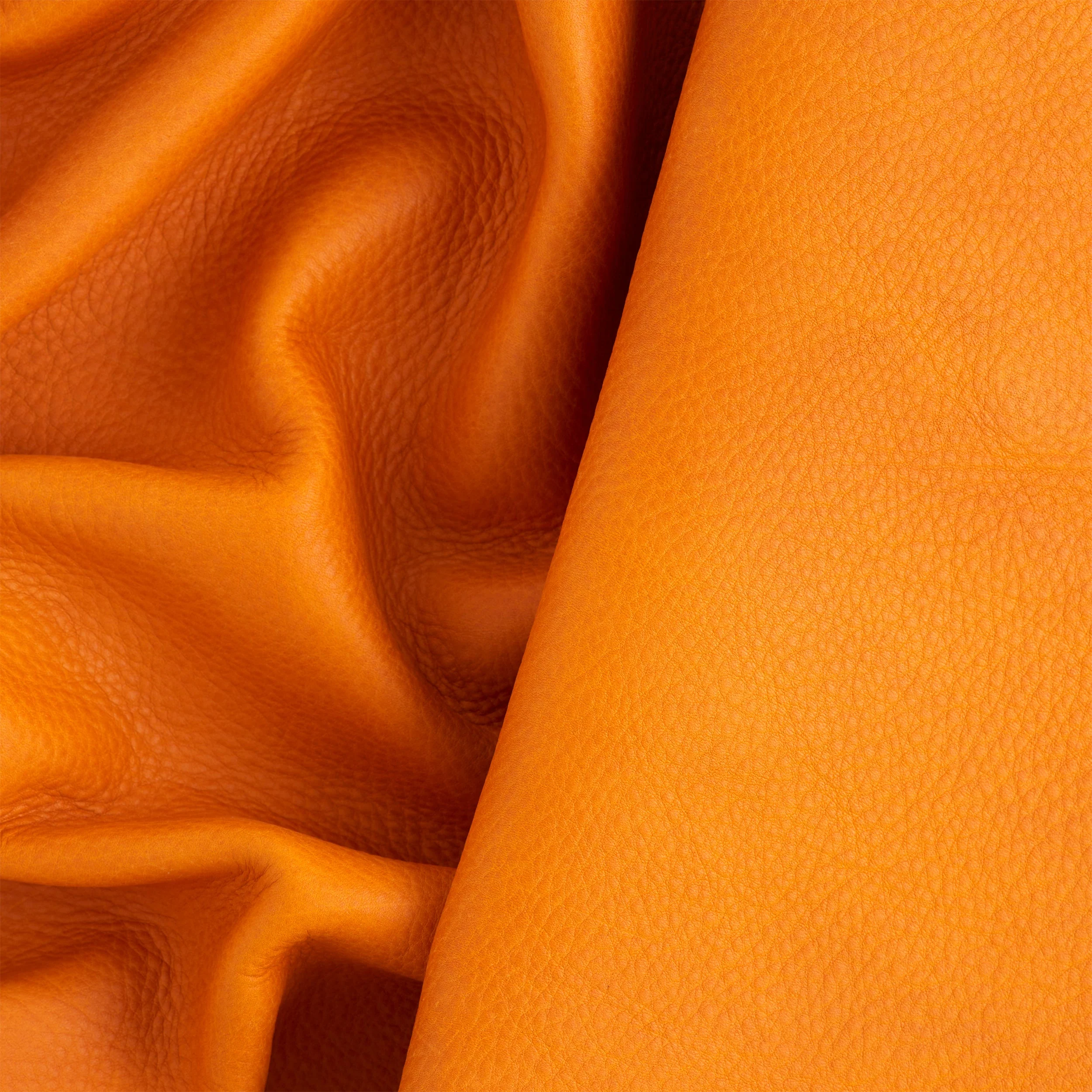 Vibrant Dyed Veg-Tan Double Shoulder - Image 34